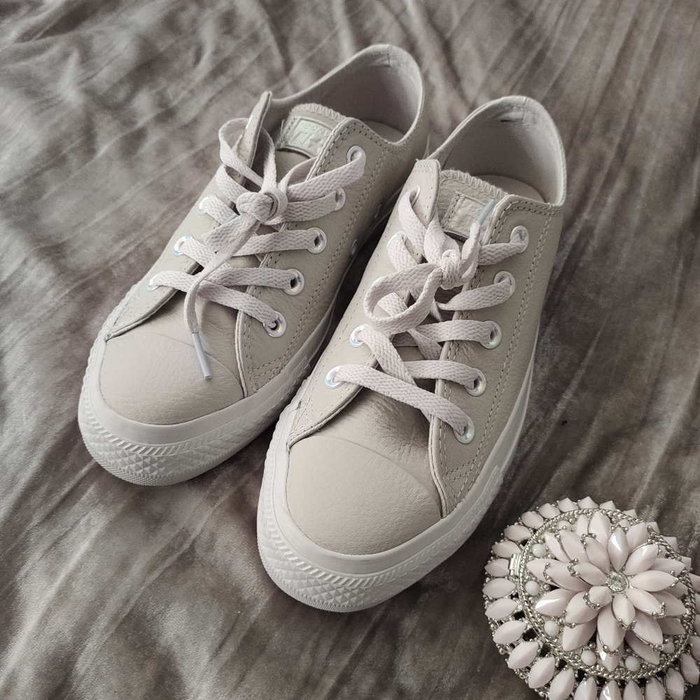 SOLD☘️Converse All Star